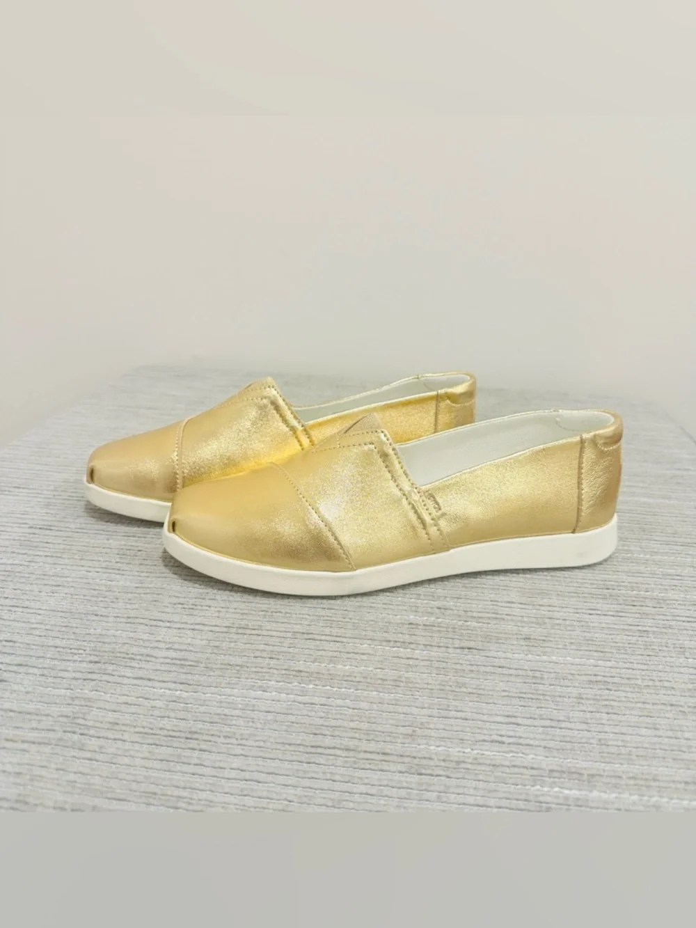 TOMS Alpargata Plus Women's Gold Metallic‎ Nappa Leather Slip-Ons - Size 9